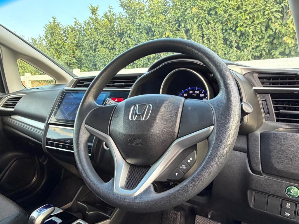 2014 Honda Jazz thumbnail 24
