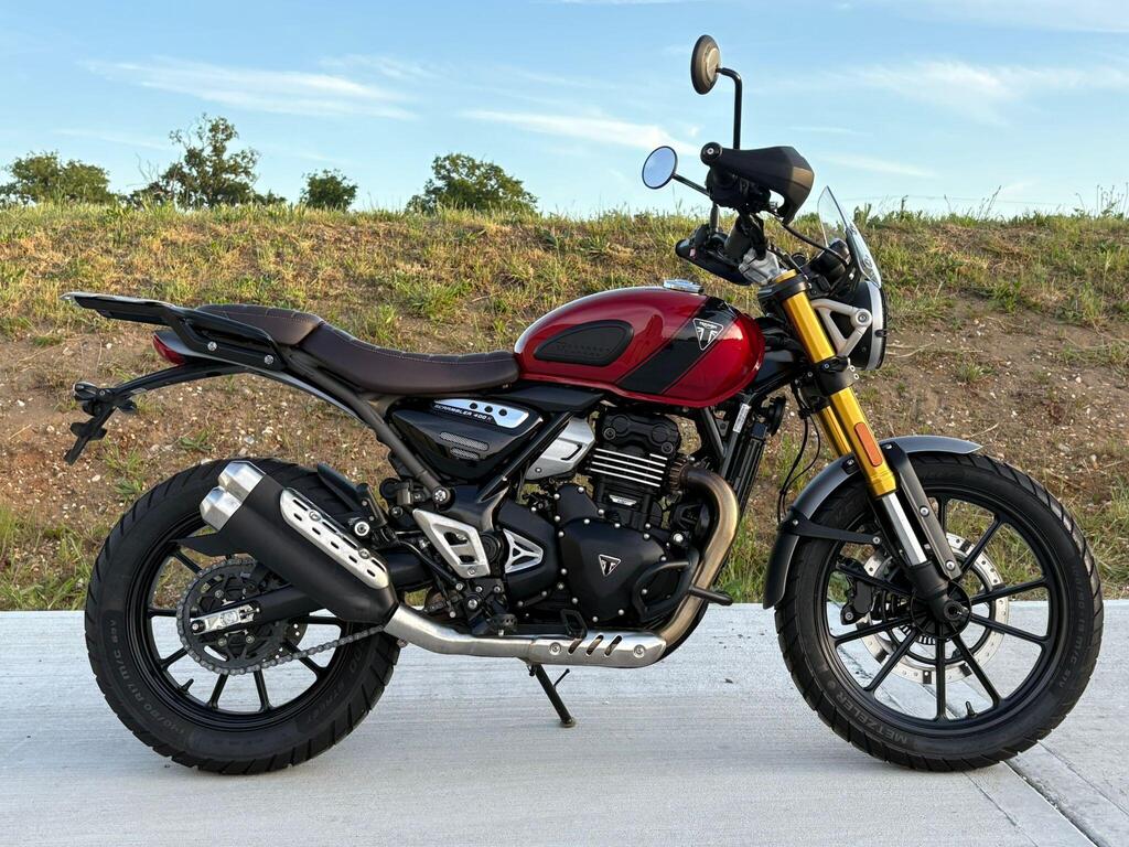 Triumph Scrambler 400 X