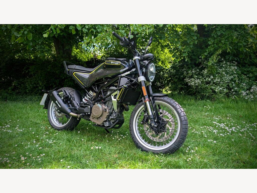 Husqvarna Svartpilen 401