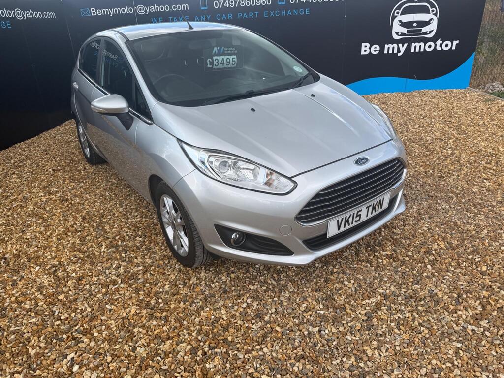 Ford Fiesta Hatchback 1.0T EcoBoost Zetec Euro 5 (s/s) 5dr