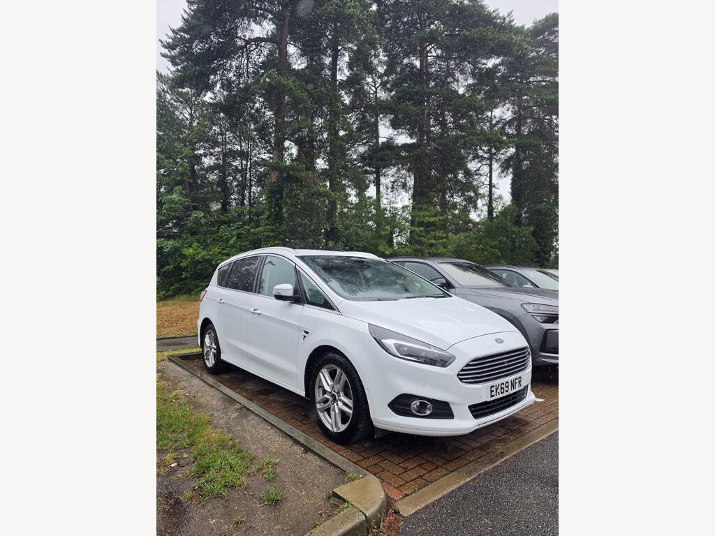 Ford S-Max