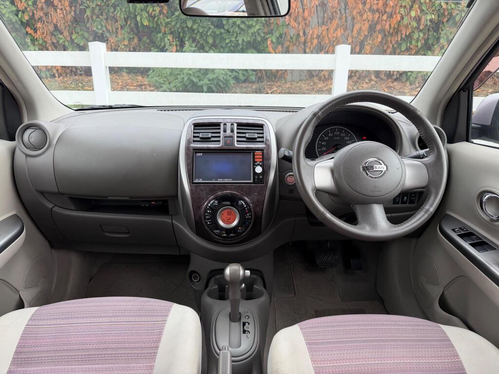 2015 Nissan Micra thumbnail 2