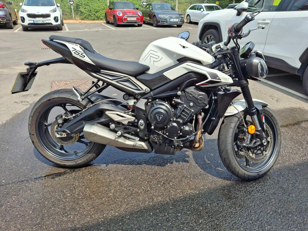 Triumph Street Triple 765