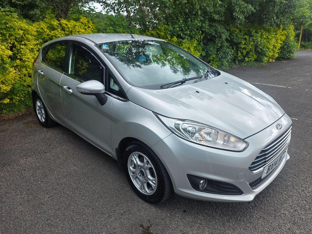 Ford Fiesta Hatchback 1.6 TDCi ECOnetic Zetec Euro 5 (s/s) 5dr