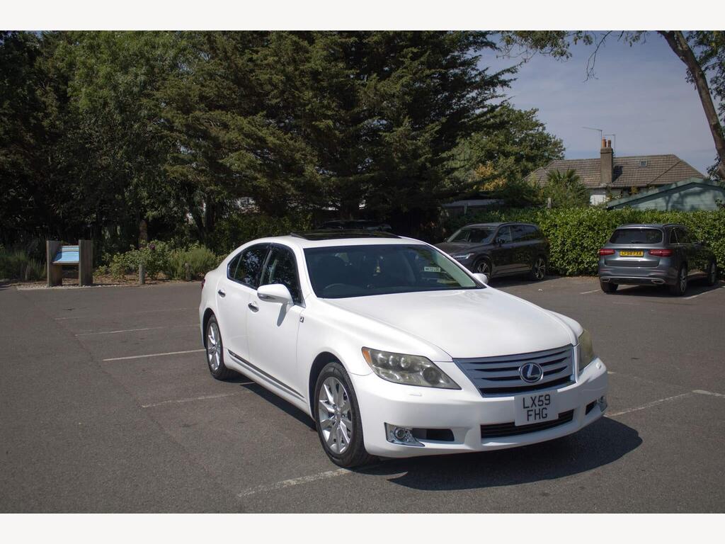 Lexus LS