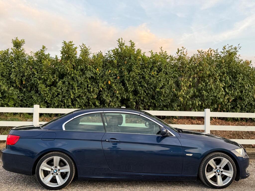 2010 BMW 3 Series thumbnail 15