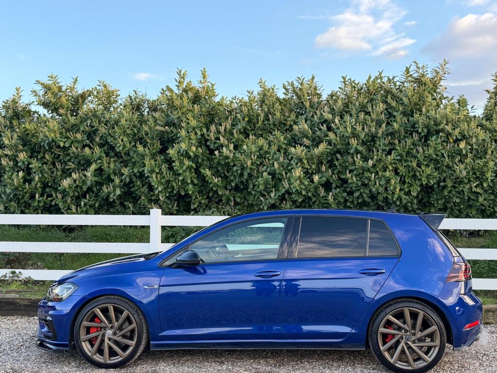 2019 Volkswagen Golf thumbnail 9