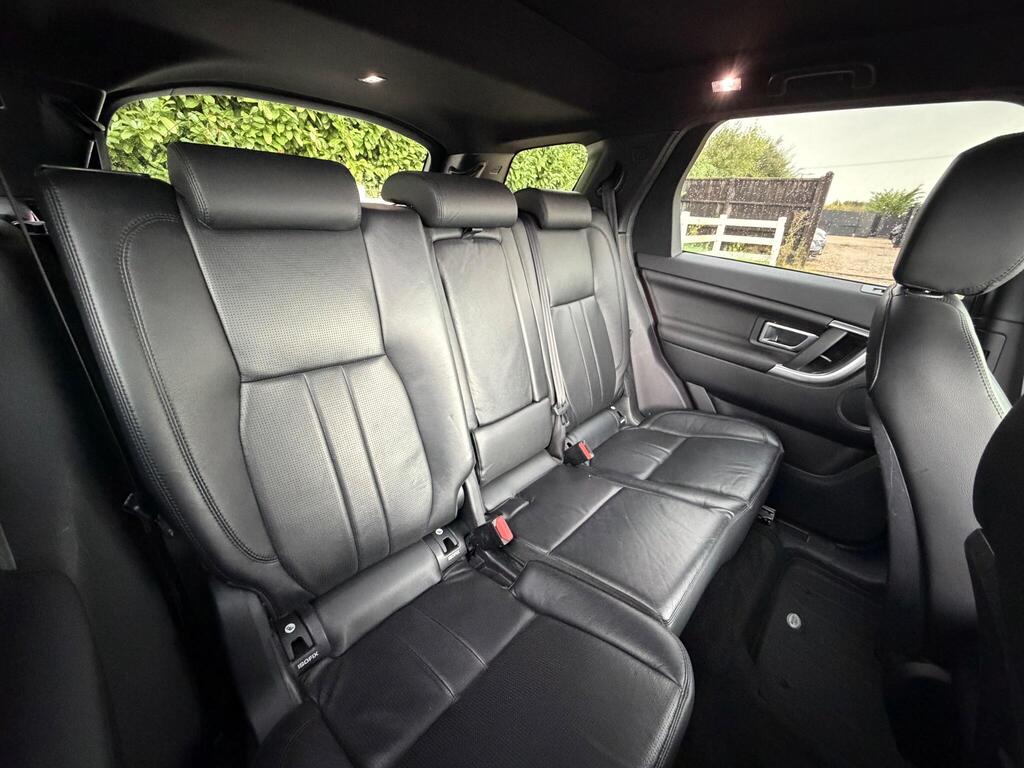 Land Rover Discovery Sport 2.0 Si4 HSE Auto 4WD Euro 6 (s/s) 5dr thumbnail 10