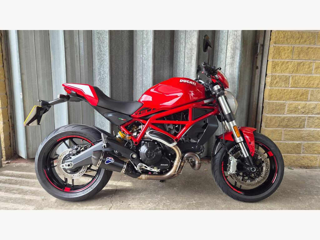 Ducati Monster 797