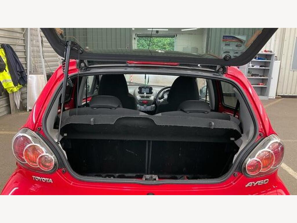 2014 Toyota AYGO thumbnail 13