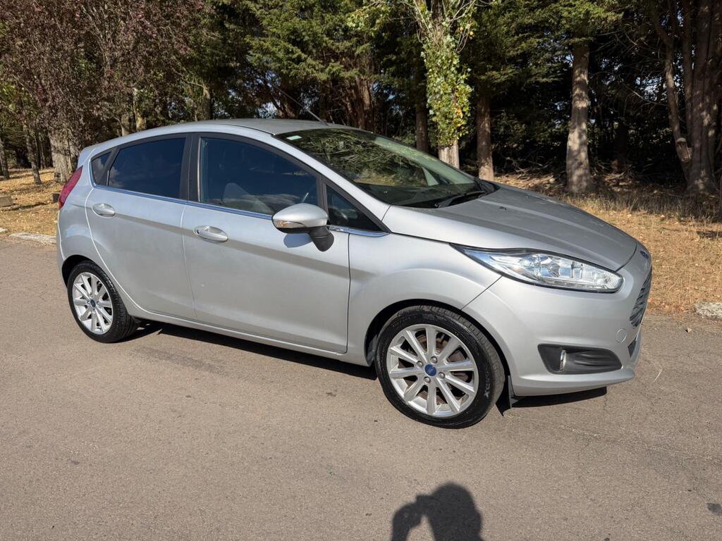 Ford Fiesta Hatchback 1.0T EcoBoost Titanium Euro 6 (s/s) 5dr