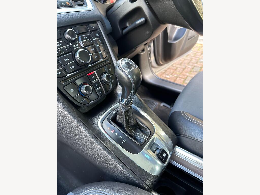 Vauxhall Meriva MPV 1.7 CDTi SE Auto Euro 5 5dr