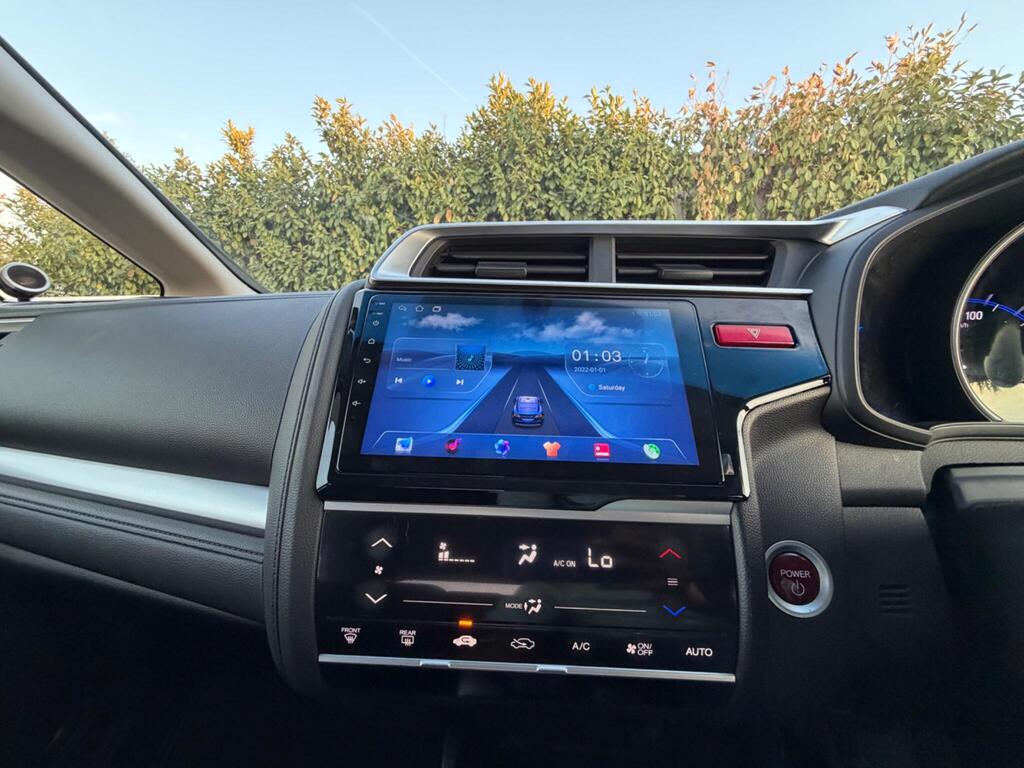 2013 Honda Jazz thumbnail 24