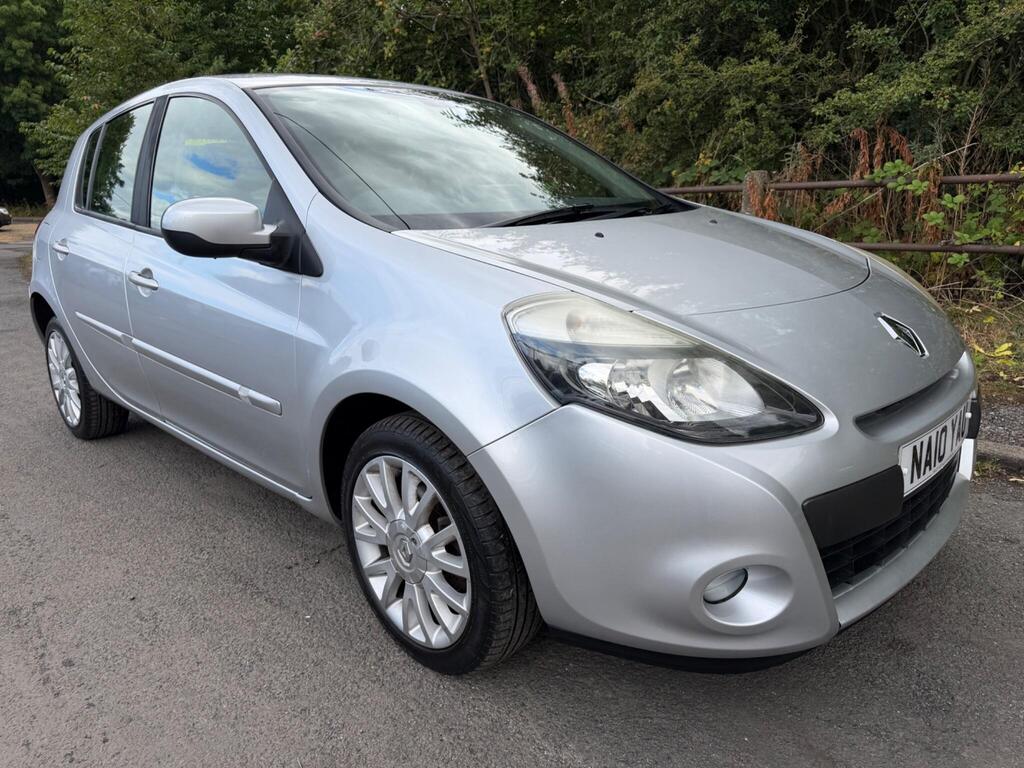 Renault Clio Hatchback 1.2 Dynamique TomTom Euro 4 5dr