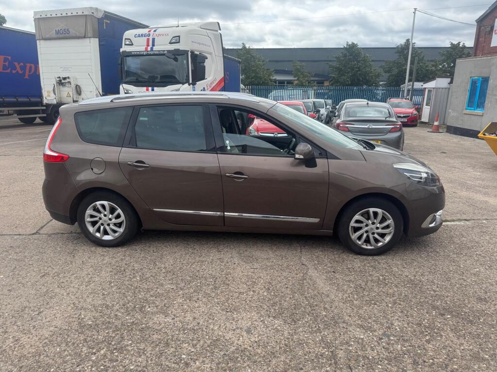 Renault Grand Scenic MPV 1.5 dCi Dynamique Nav Euro 6 (s/s) 5dr