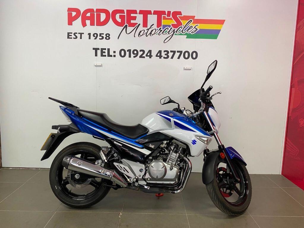 Suzuki Inazuma 250