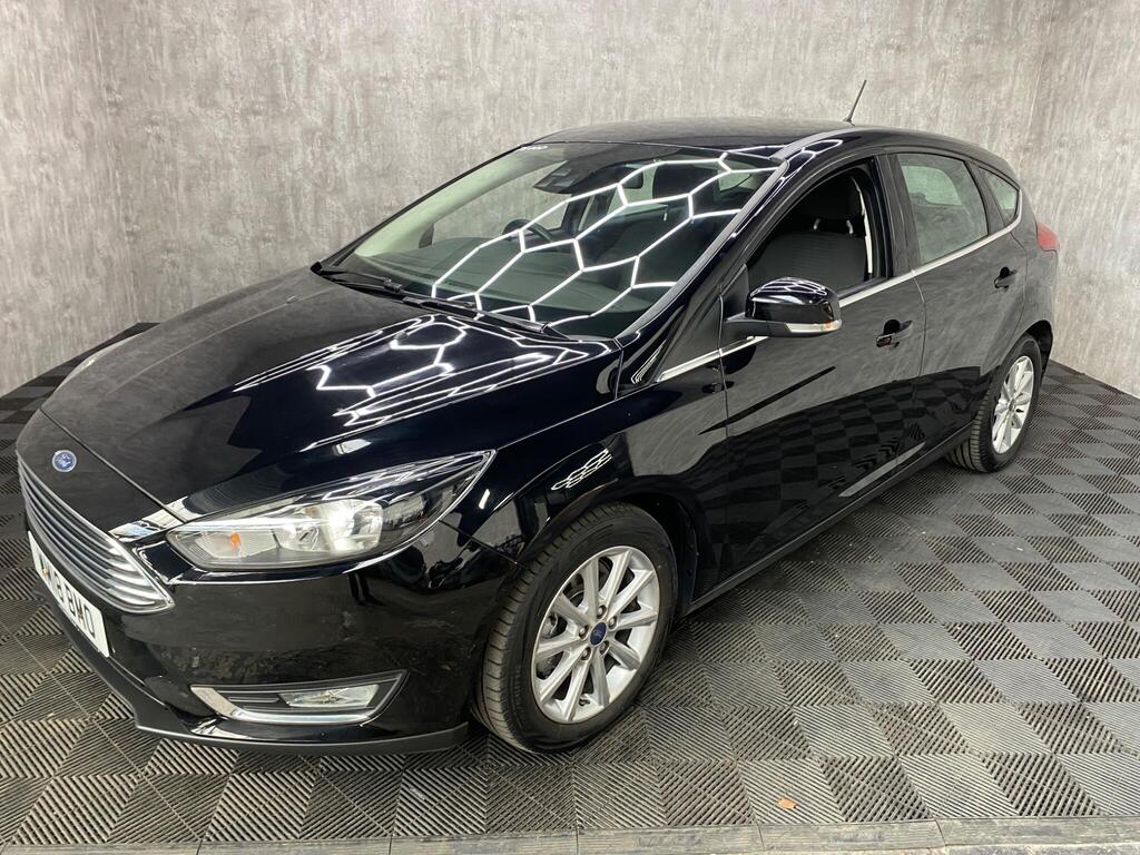 Ford Focus Hatchback 1.0T EcoBoost Titanium Euro 6 (s/s) 5dr