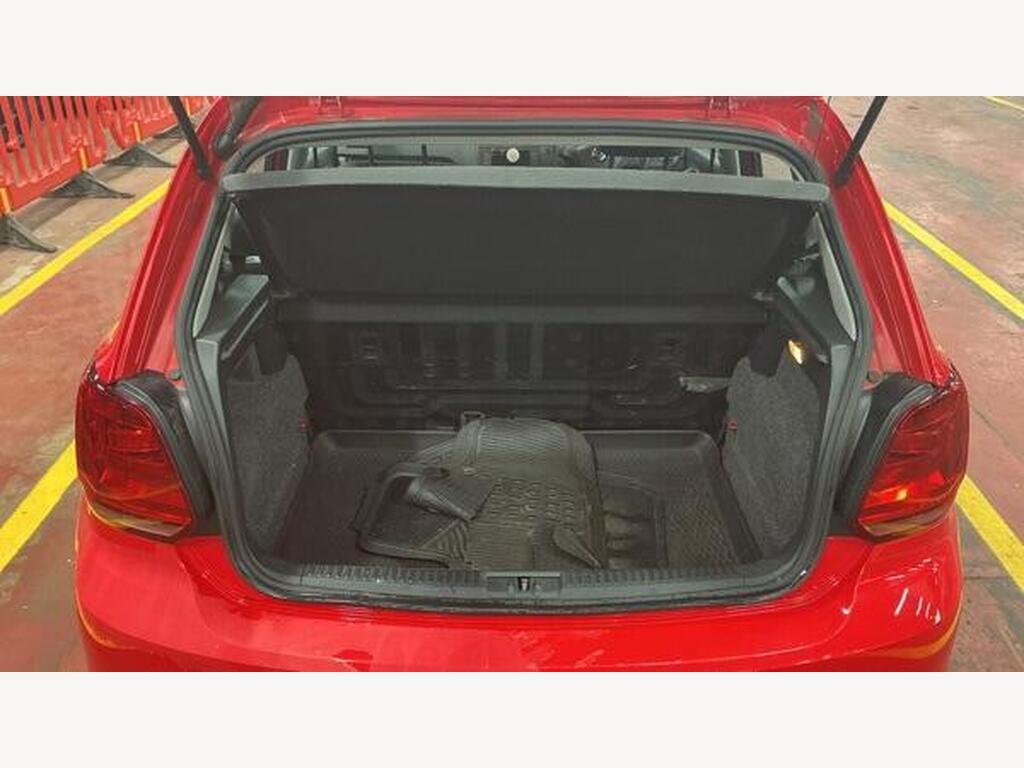2015 Volkswagen Polo thumbnail 13