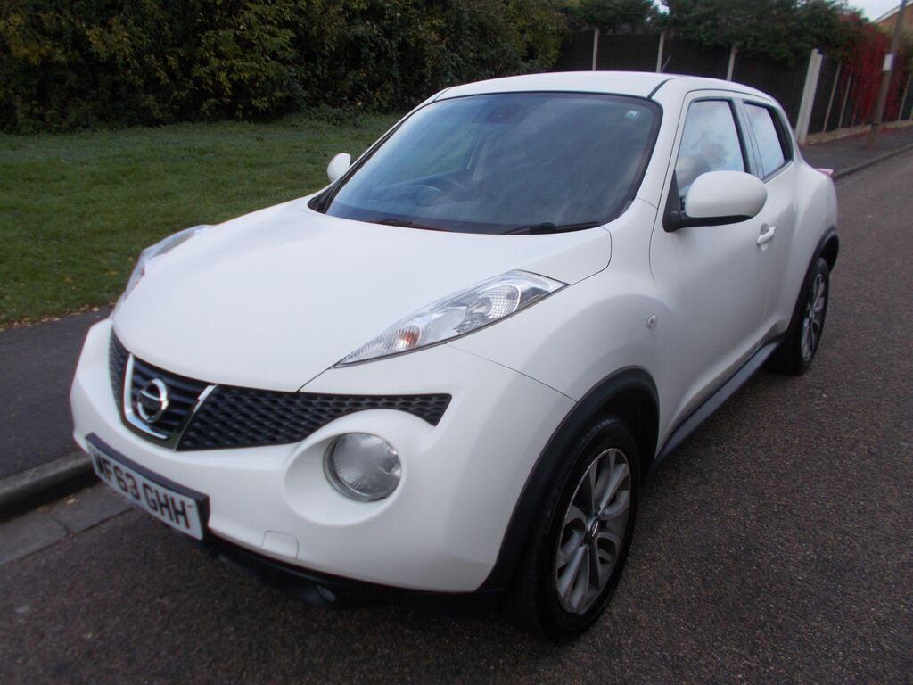 Nissan Juke SUV 1.6 Tekna Euro 5 (s/s) 5dr