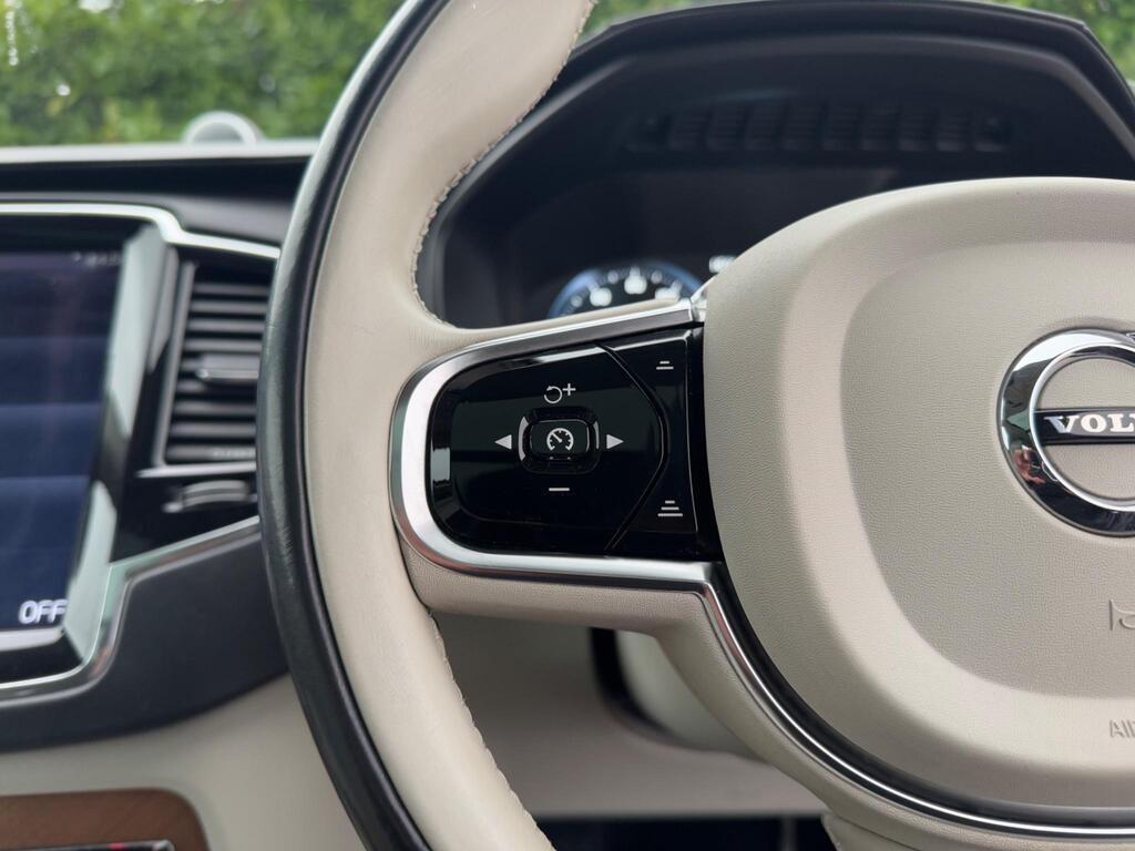 Volvo XC90 2.0 D5 Inscription Geartronic 4WD Euro 6 (s/s) 5dr thumbnail 28