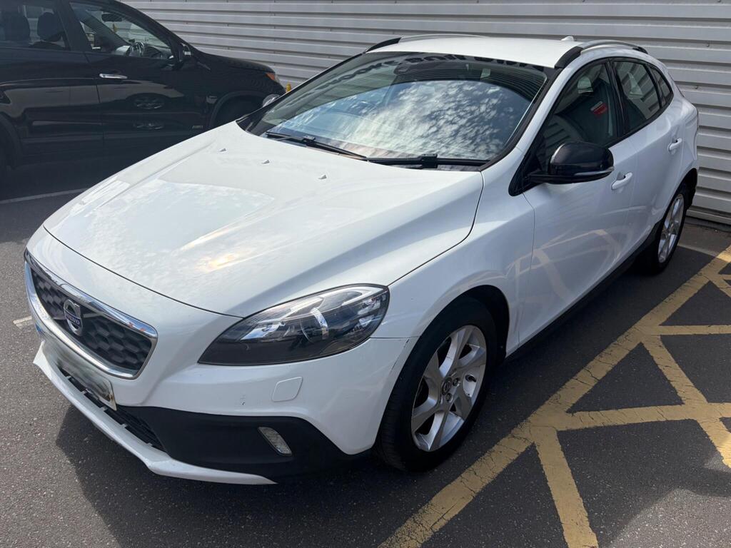 Volvo V40 Cross Country Hatchback 1.6 D2 Lux Euro 5 (s/s) 5dr