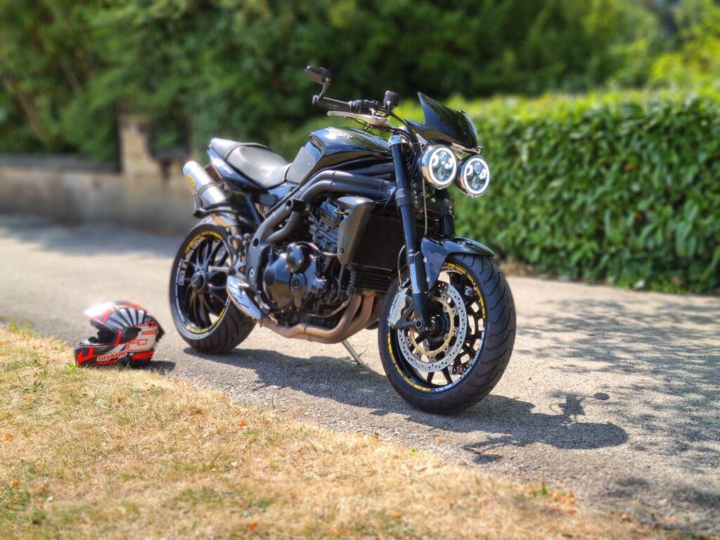 Triumph Speed Triple 1050