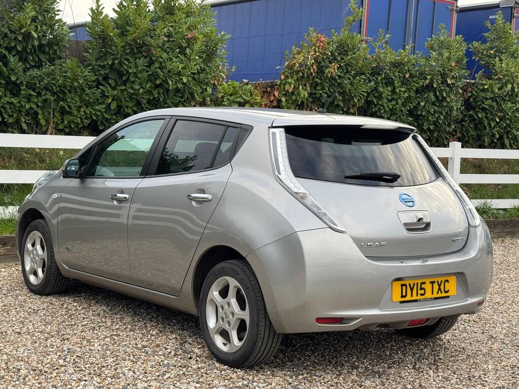 Nissan Leaf 24kWh Acenta Auto 5dr thumbnail 21