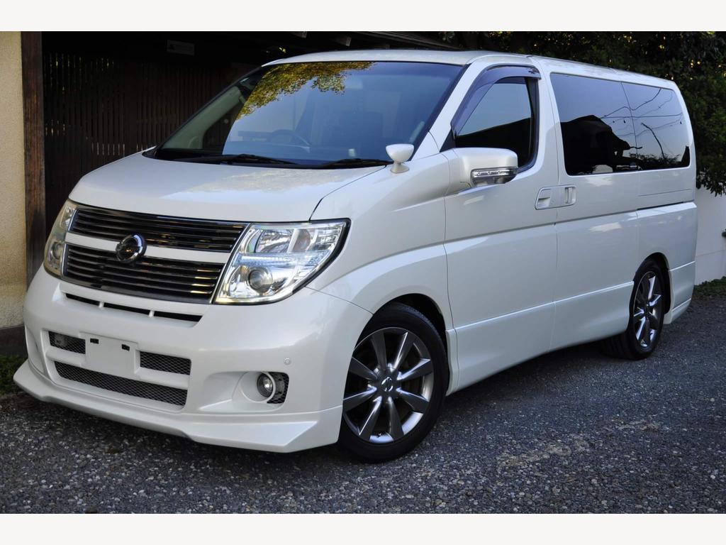 Nissan Elgrand MPV HIGHWAY STAR S/ROOF CURTAINS UK LANGUAGE