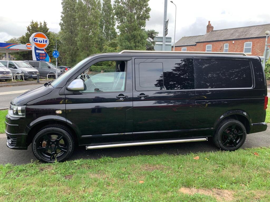 Volkswagen Transporter Sportline Combi Van 2.0 BiTDI Sportline T32 Kombi L3 H1 4dr