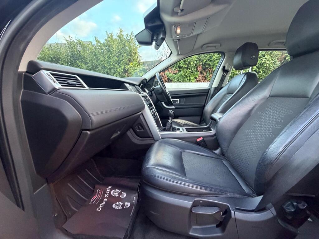 2016 Land Rover Discovery Sport thumbnail 35