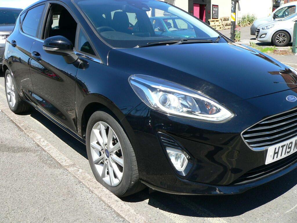 Ford Fiesta Hatchback 1.0T EcoBoost Titanium Euro 6 (s/s) 5dr