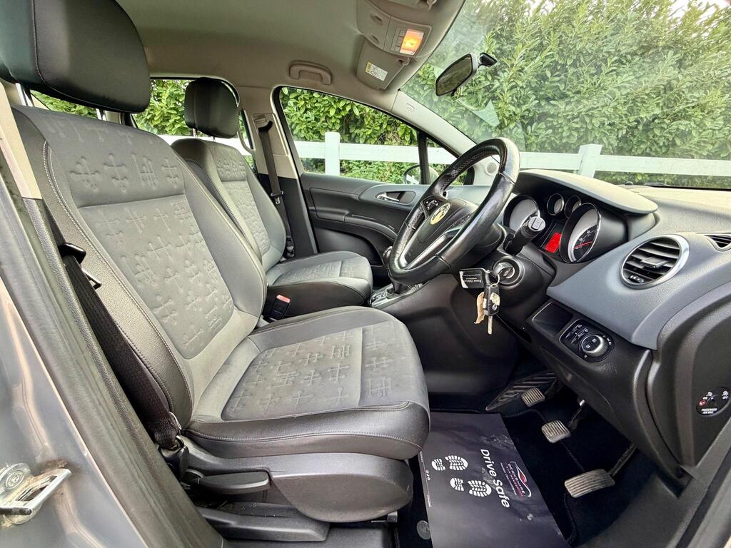 2014 Vauxhall Meriva thumbnail 15