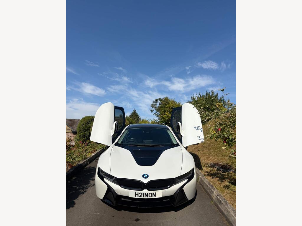 BMW i8