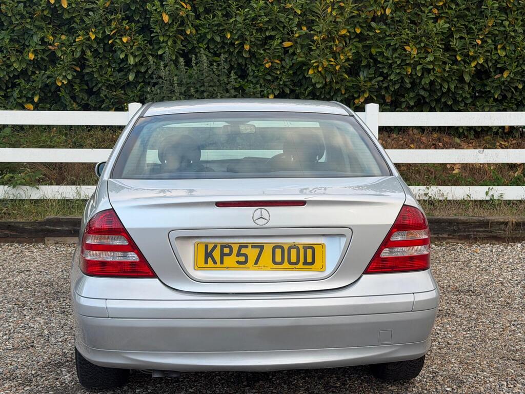 2007 Mercedes-Benz C Class thumbnail 11