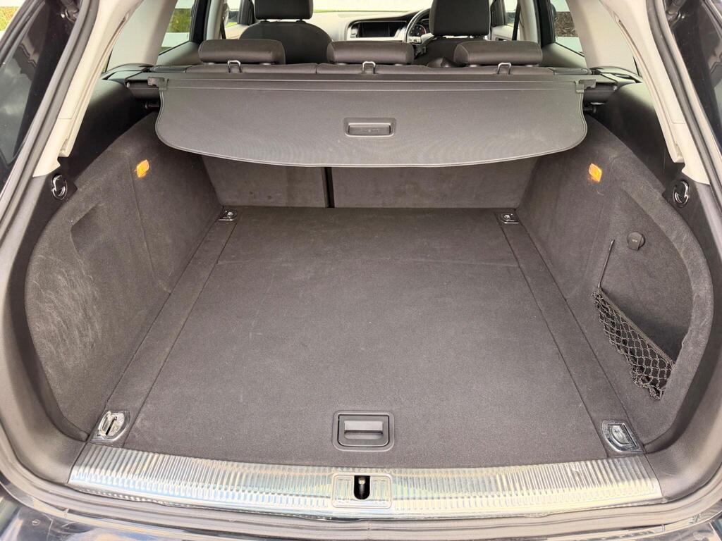 2014 Audi A4 Avant thumbnail 44