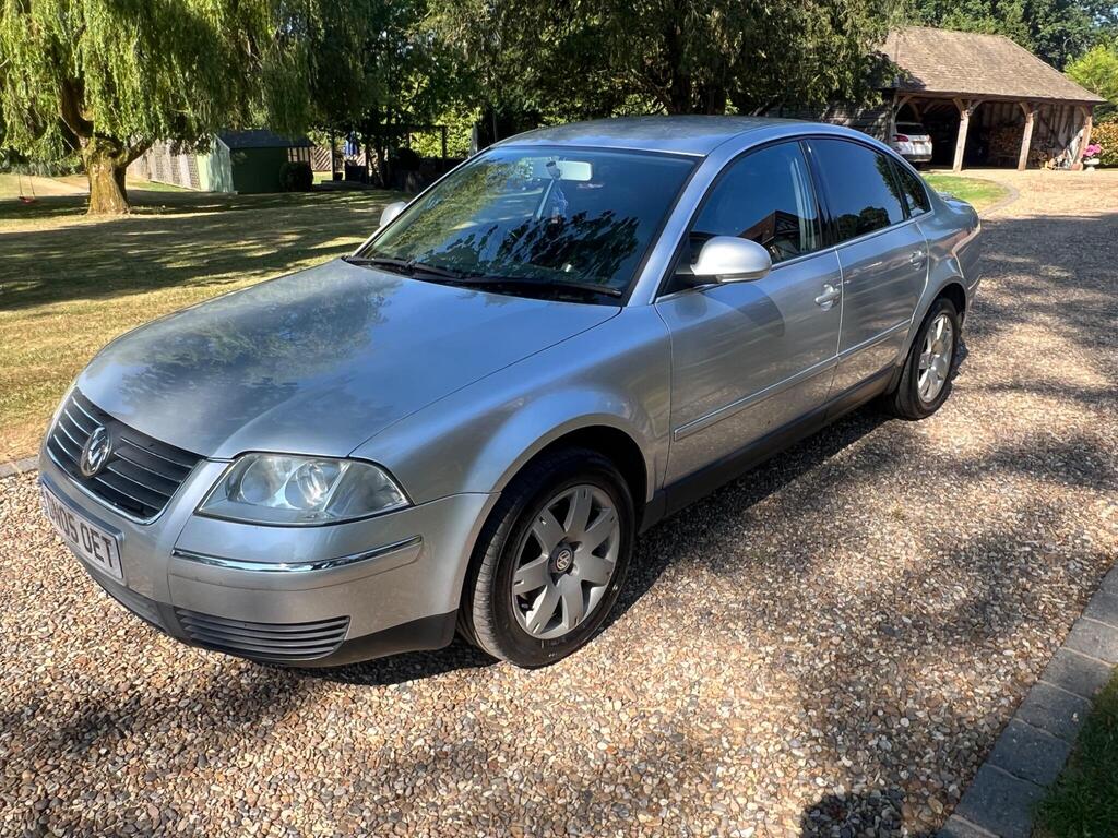 Volkswagen Passat Saloon 1.9 TDI PD Highline 4dr