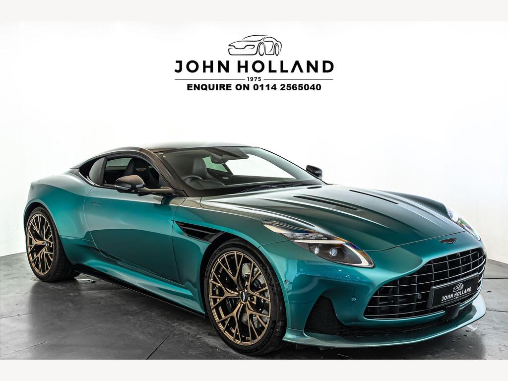 Aston Martin DB12