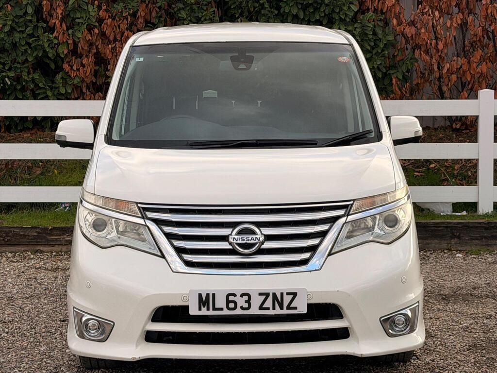 2014 Nissan Serena thumbnail 10