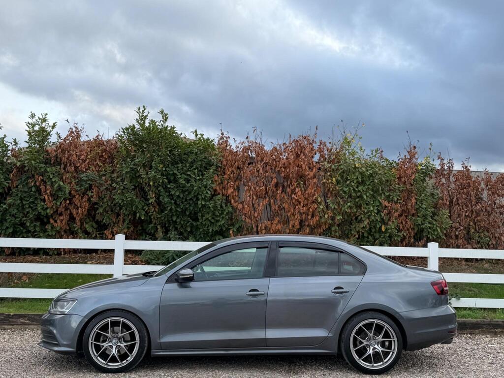 2016 Volkswagen Jetta thumbnail 10