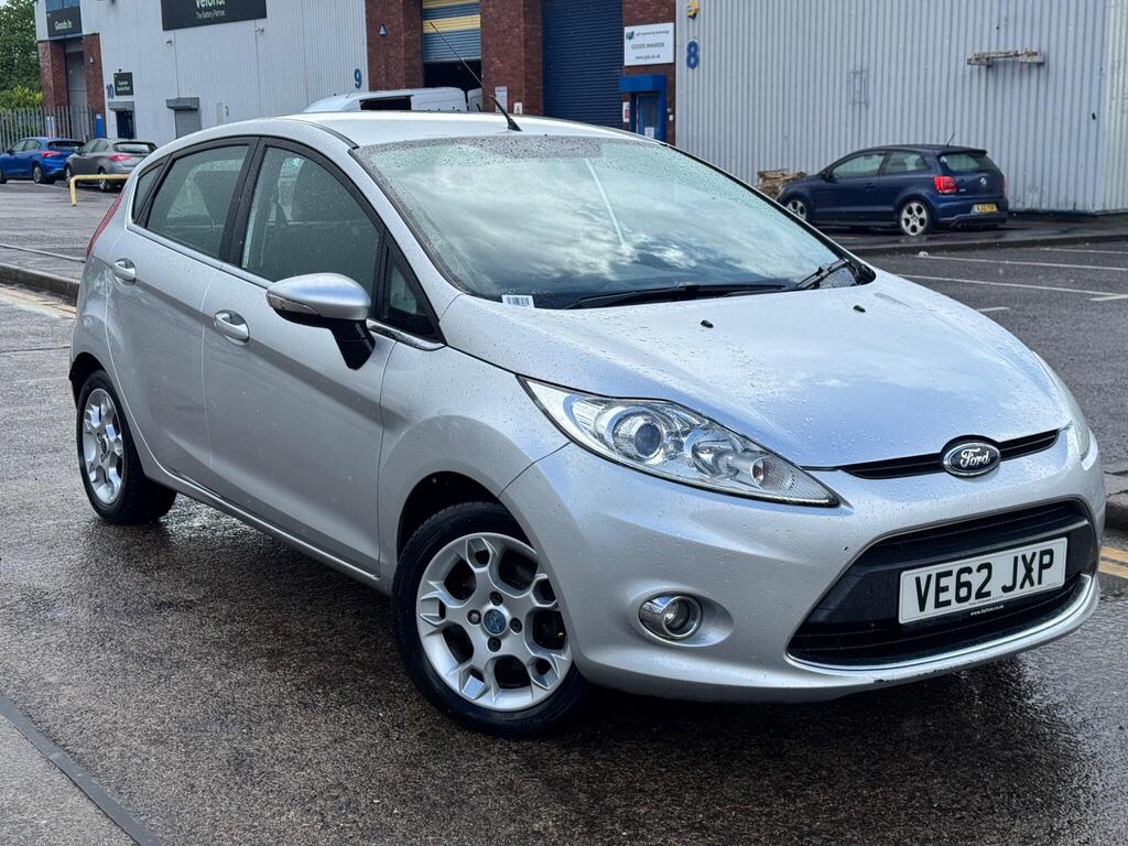 Ford Fiesta Hatchback 1.25 Zetec Euro 5 5dr