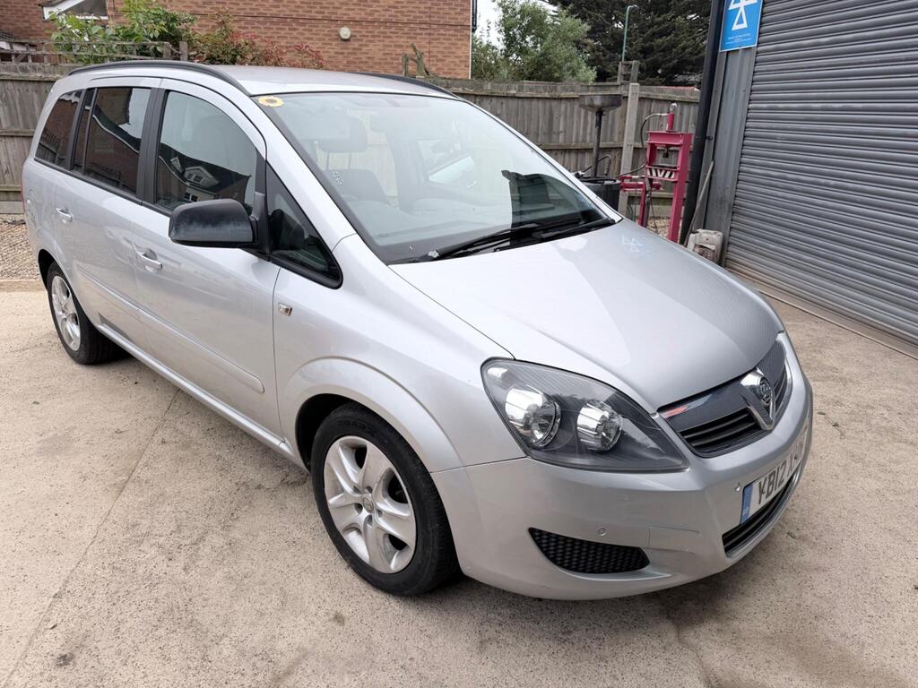 Vauxhall Zafira MPV 1.6 16V Exclusiv Euro 5 5dr