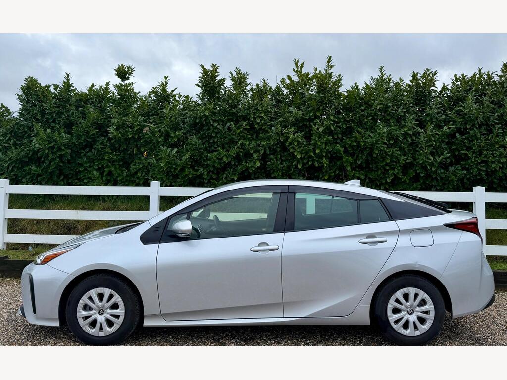 2021 Toyota Prius thumbnail 10