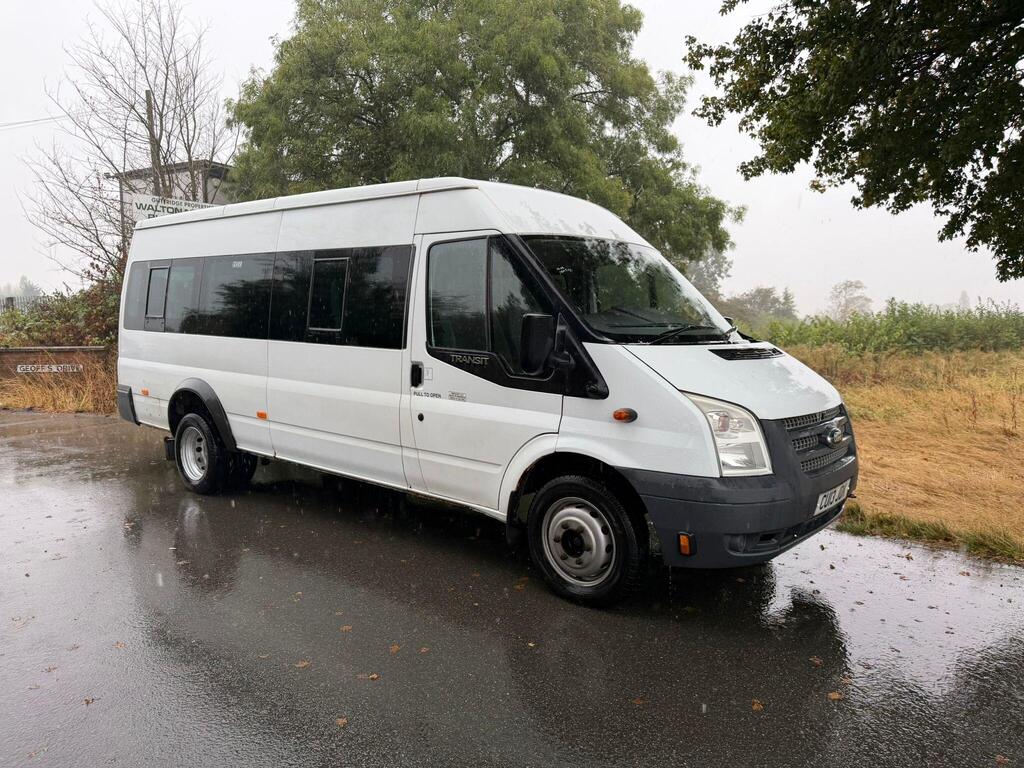 Ford Transit Minibus 2.2 TDCi 430 HDT RWD L4 H2 5dr