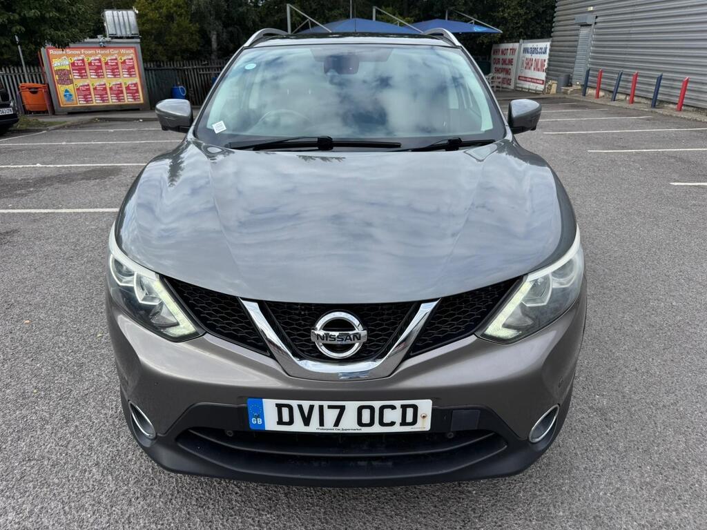 Nissan Qashqai SUV 1.6 dCi N-Connecta XTRON 2WD Euro 6 (s/s) 5dr