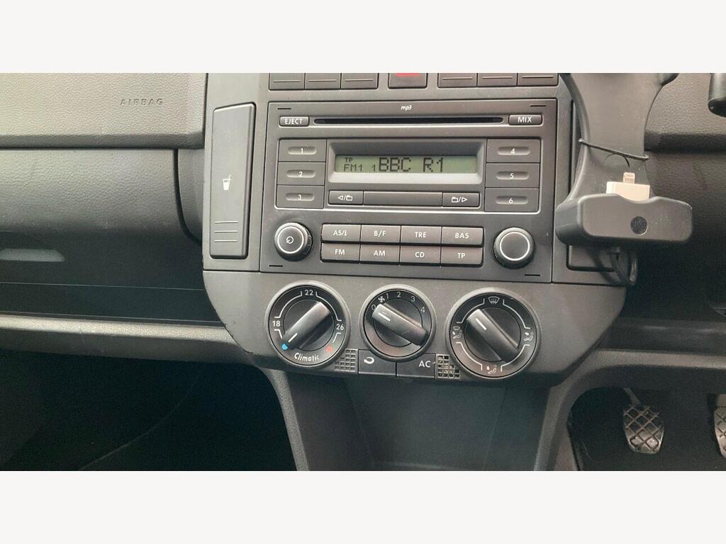 2009 Volkswagen Polo thumbnail 12