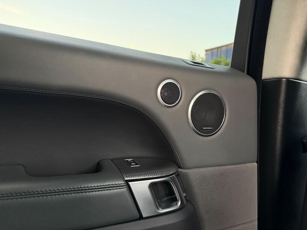 Land Rover Range Rover Sport 3.0 SD V6 Autobiography Dynamic Auto 4WD Euro 5 (s/s) 5dr thumbnail 34