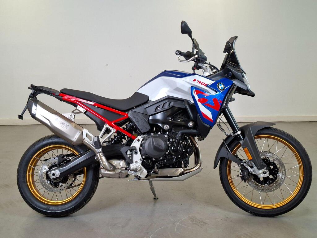 BMW F 900 GS
