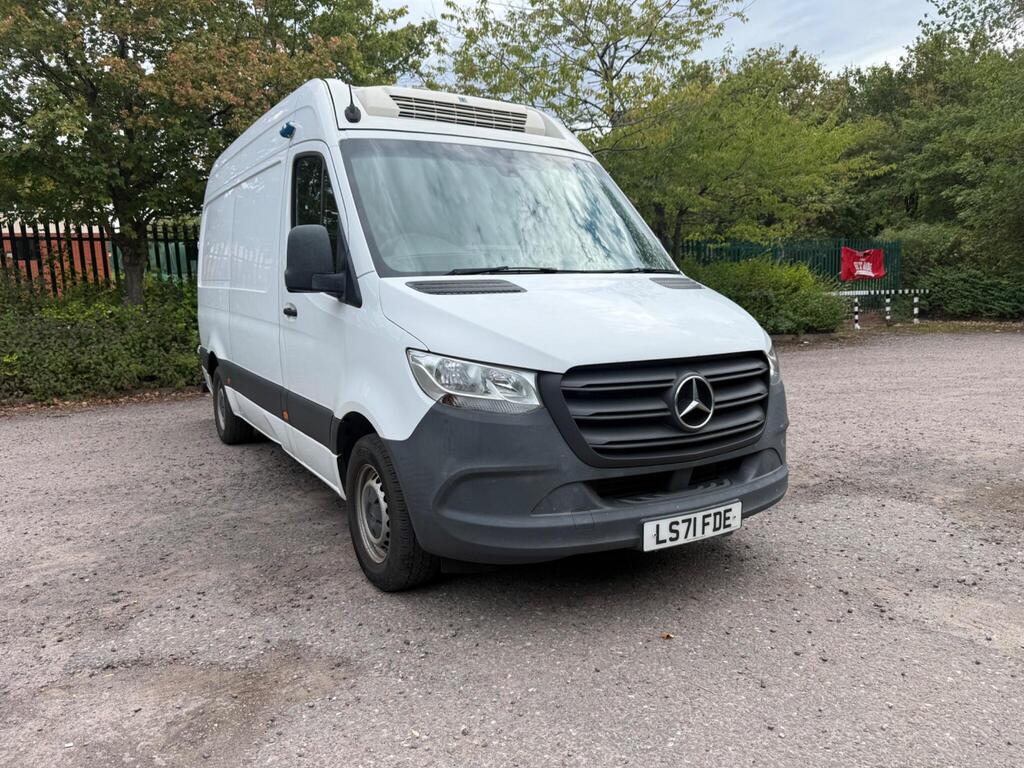 Mercedes-Benz Sprinter Temperature Controlled 2.0 315 CDI Progressive RWD L2 H2 Euro 6 (s/s) 5dr