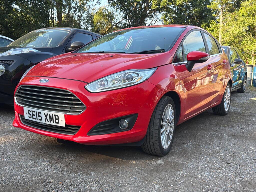 Ford Fiesta Hatchback 1.0T EcoBoost Titanium Euro 6 (s/s) 5dr