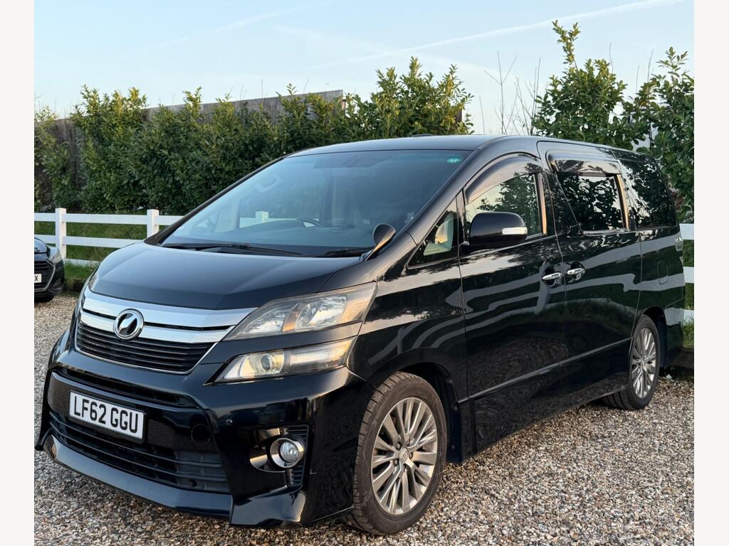 2013 Toyota Vellfire thumbnail 4